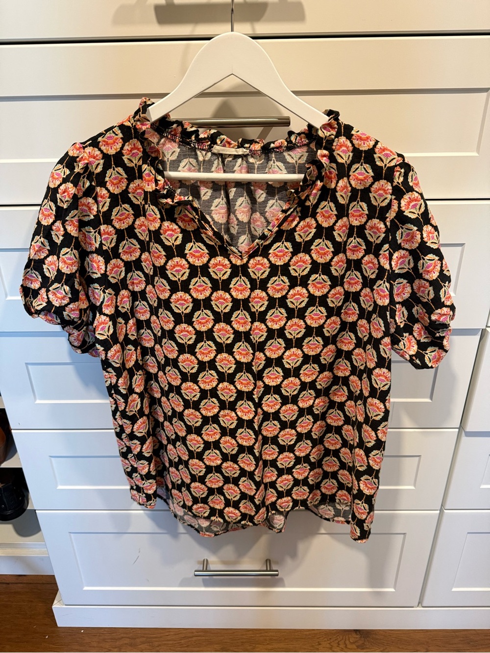 Floral Short-Sleeve V-Neck Blouse in Black and Pink
